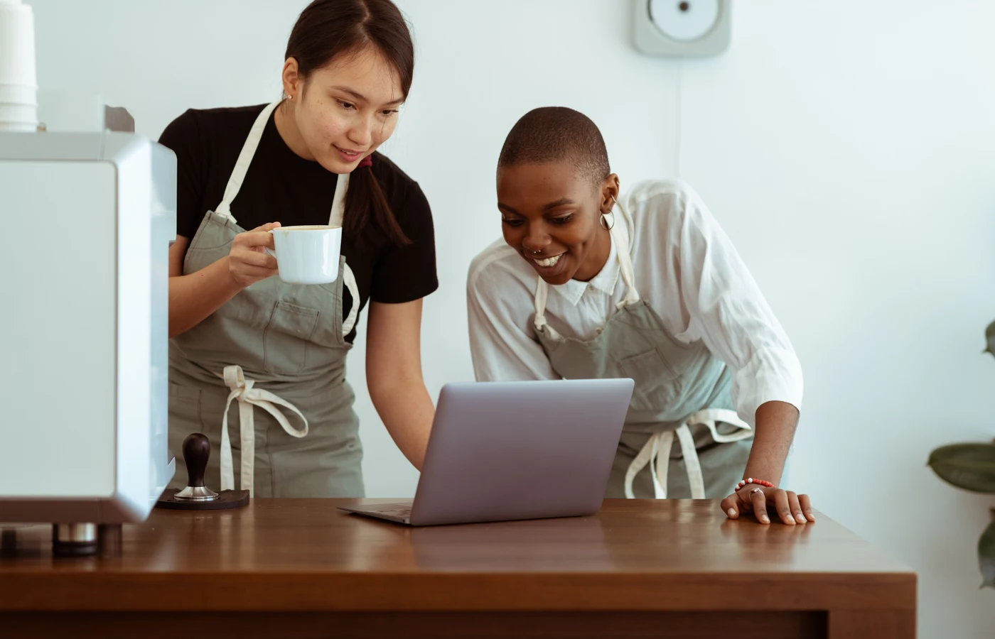 Petite entreprise dans un environnement de travail réel et accessible