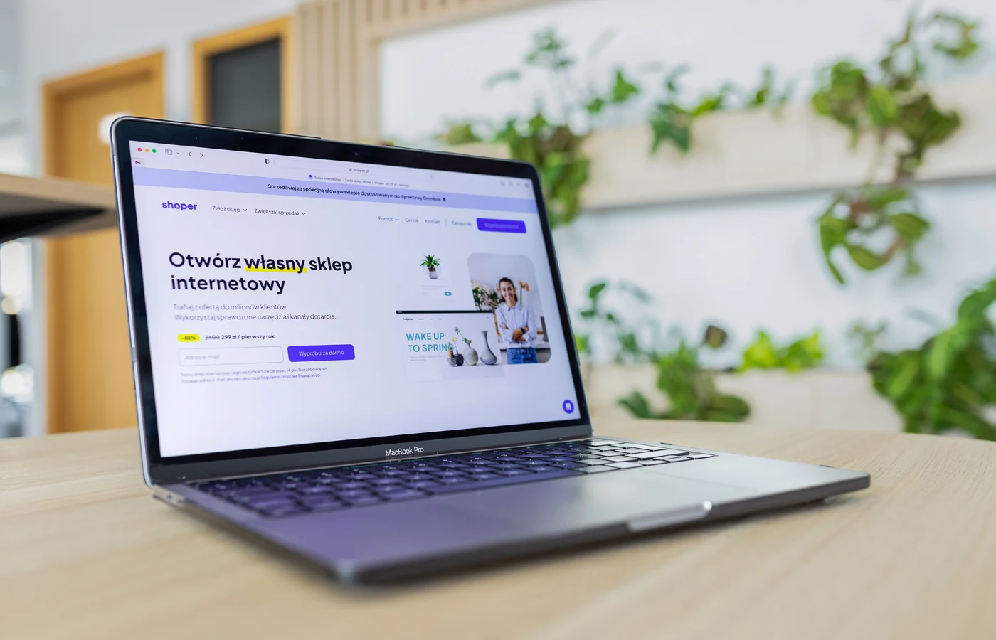 Petite entreprise dans un environnement de travail réel et accessible