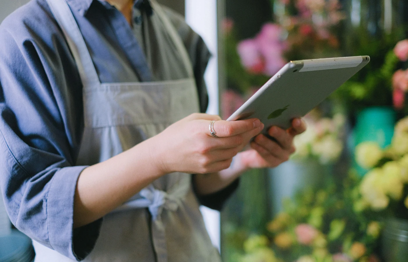 Petite entreprise dans un environnement de travail réel et accessible