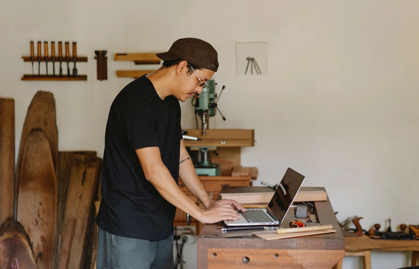 Petite entreprise dans un environnement de travail réel et accessible