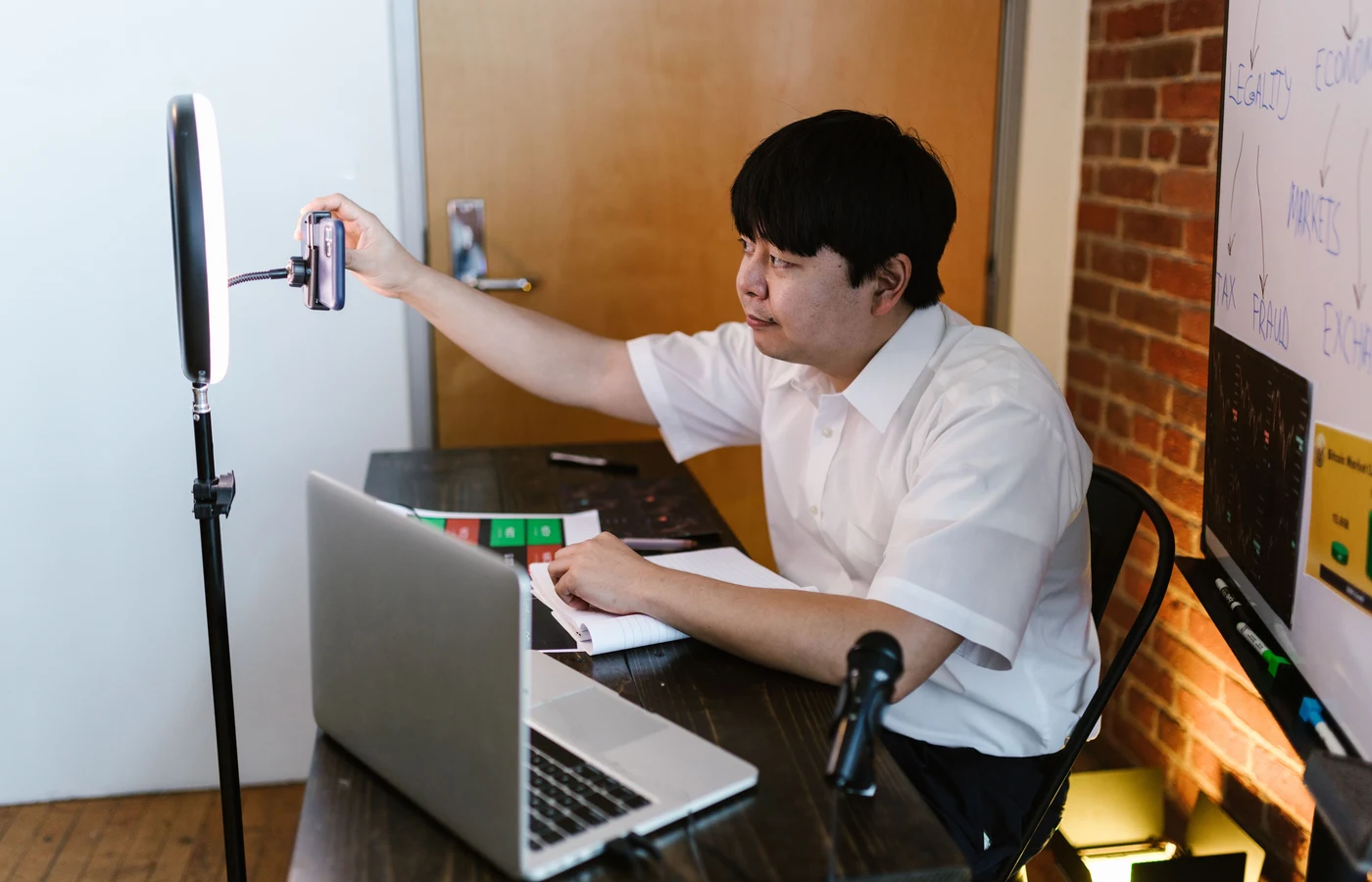 Petite entreprise dans un environnement de travail réel et accessible